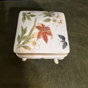 Chinese Garden Fine China Trinket Jewelry Box Design By Shafford (1915)